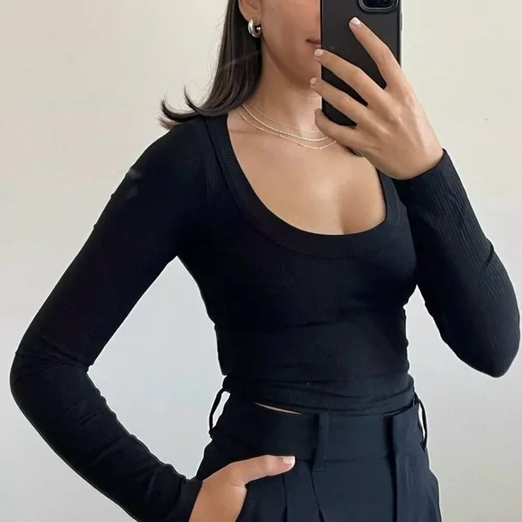 Reformation Paige Top Black Small SOLD - Picture 2 of 10